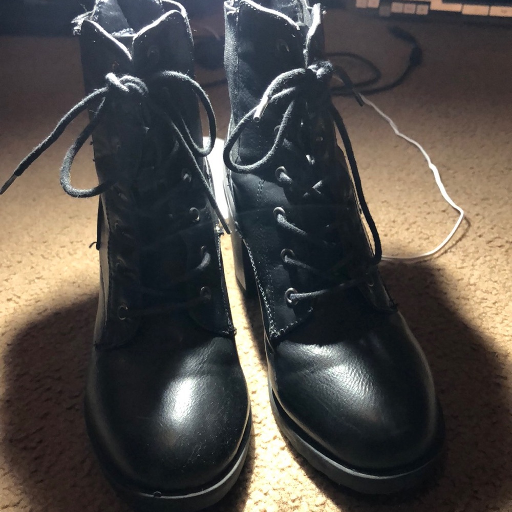 Black high heeled boots